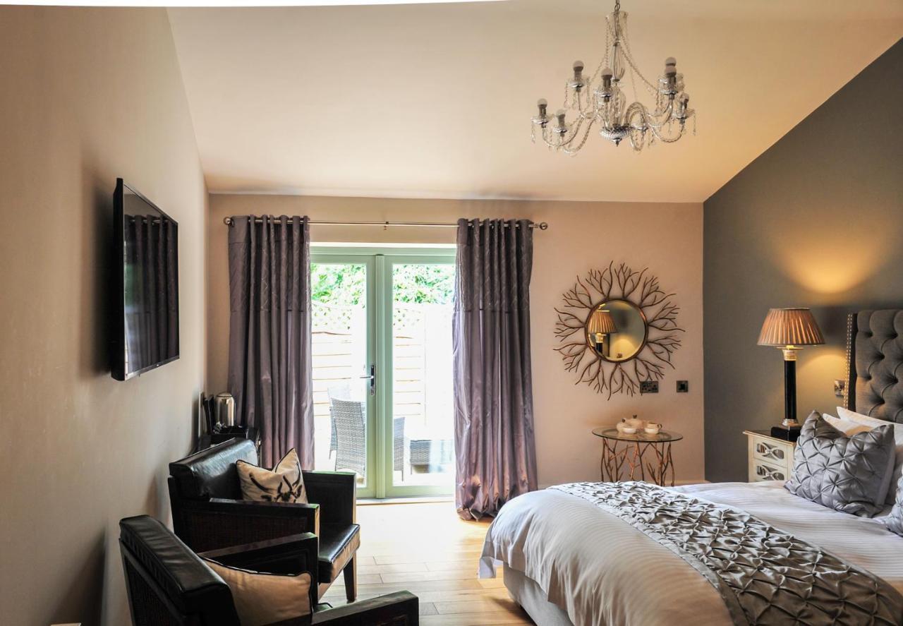 The Wyvill Arms Otel Leyburn Dış mekan fotoğraf